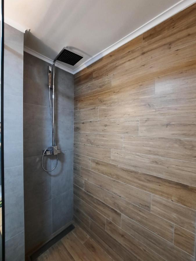 נובי סאד Apartment Pleasure Lux מראה חיצוני תמונה